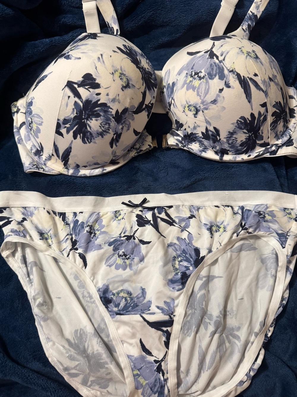 Cacique Boost Plunge Front Close Bra With Matching Panty Set